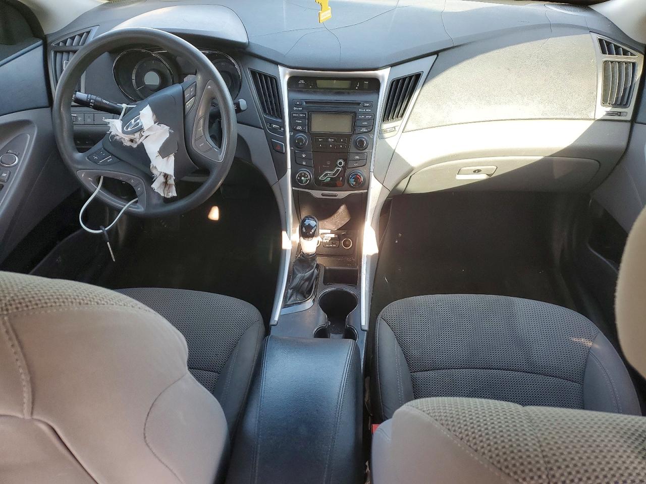2013 HYUNDAI SONATA GLS photo 8