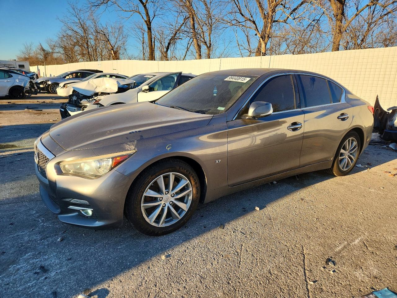 2015 INFINITI Q50