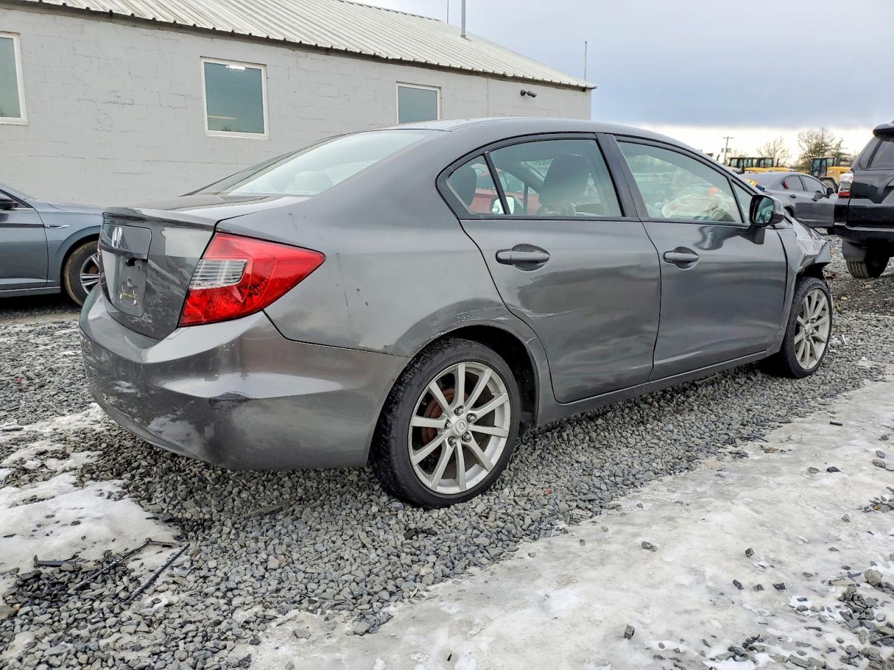 2012 HONDA CIVIC LX photo 3