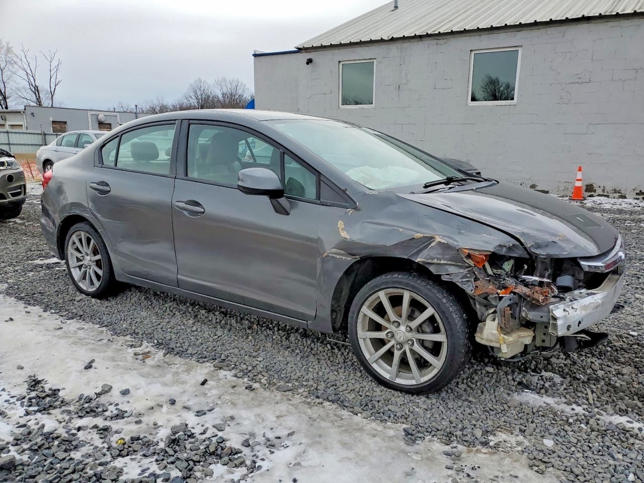 2012 HONDA CIVIC LX photo 4