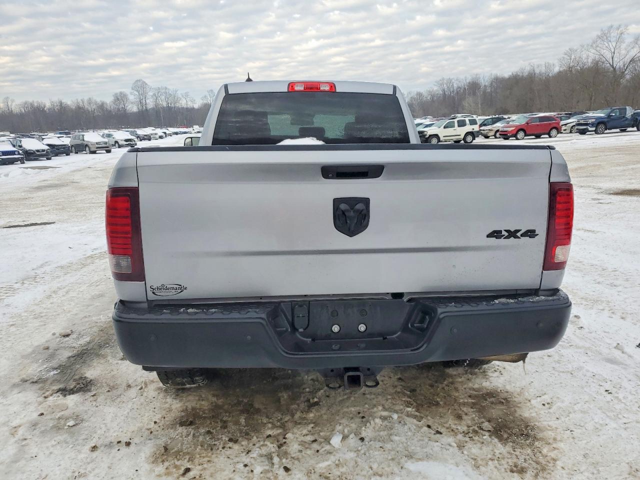 2021 RAM 1500 CLASSIC SLT photo 6