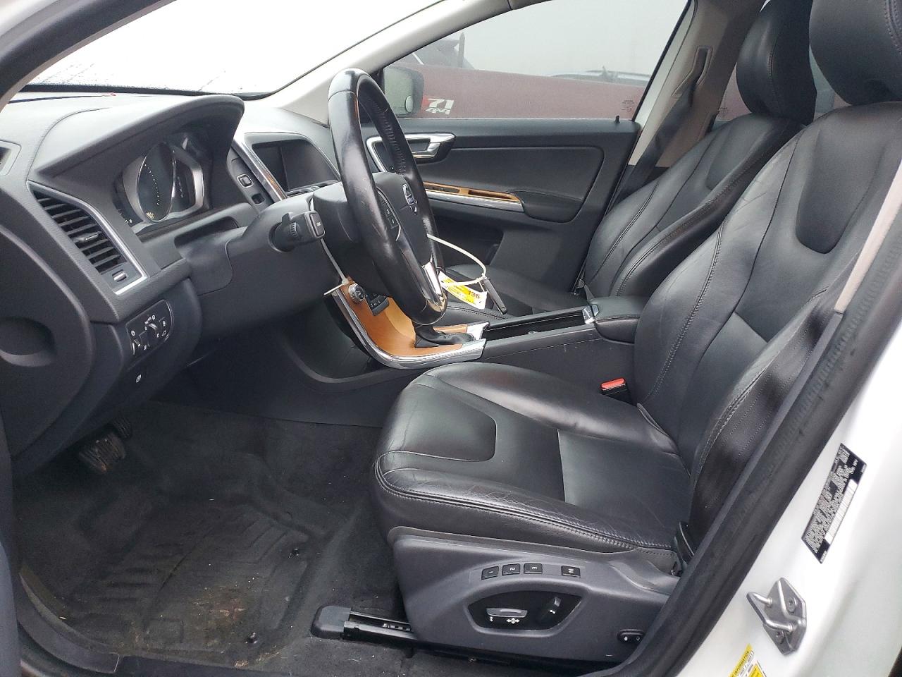 2017 VOLVO XC60 T5 INSCRIPTION photo 7