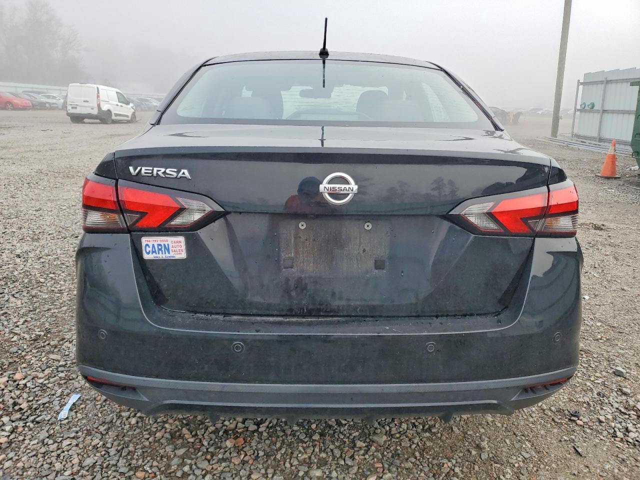 2021 NISSAN VERSA S photo 6
