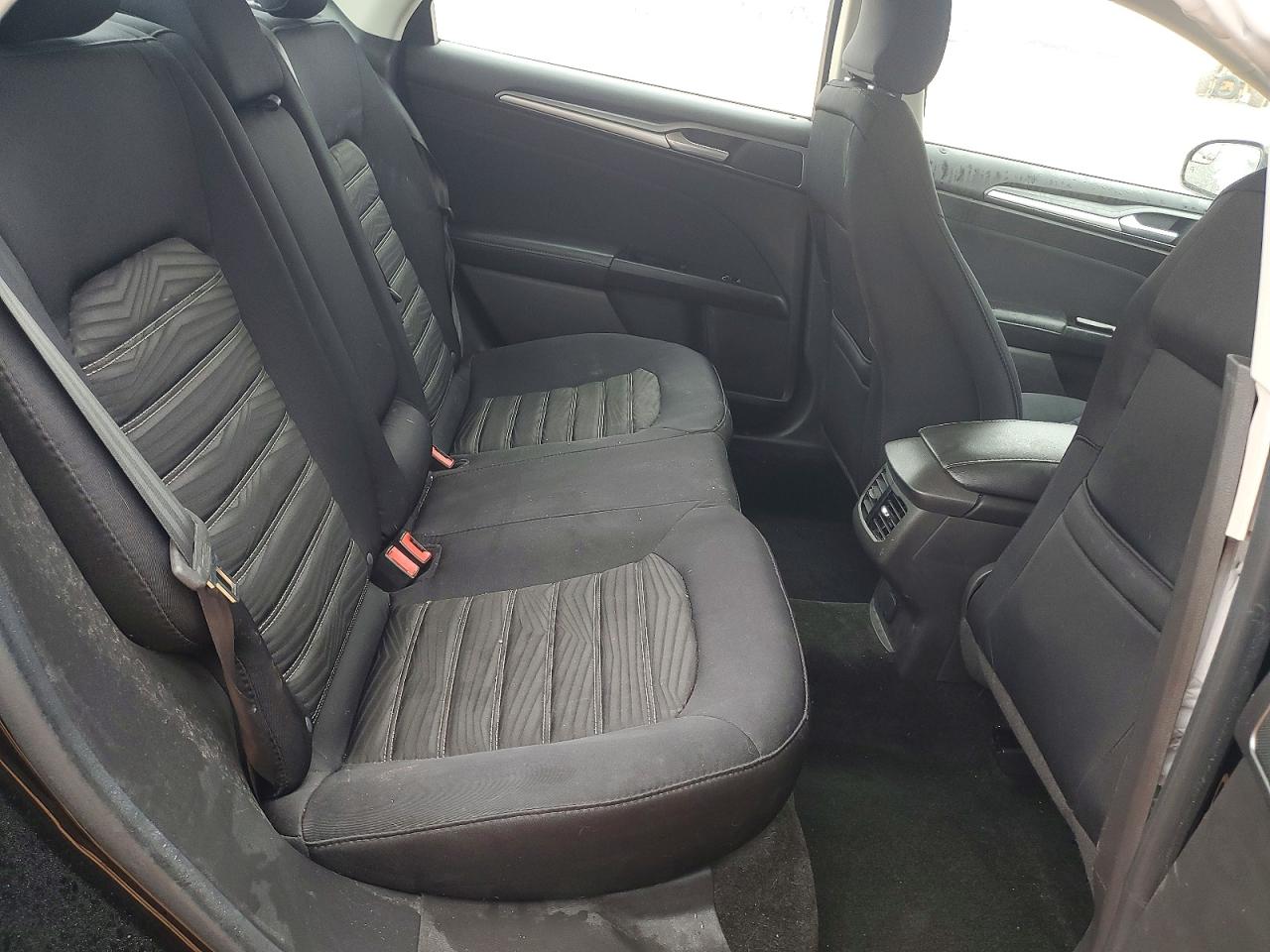 2016 FORD FUSION SE photo 10