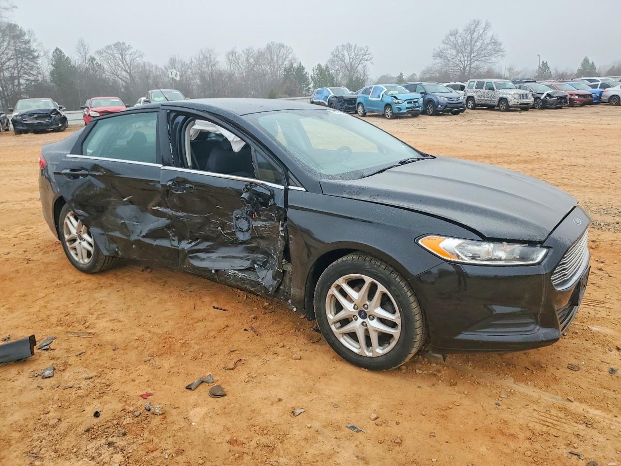 2016 FORD FUSION SE photo 4