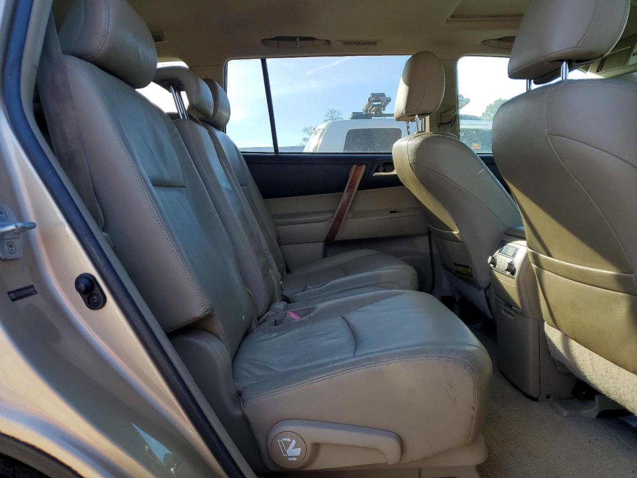 2008 TOYOTA HIGHLANDER LIMITED photo 11