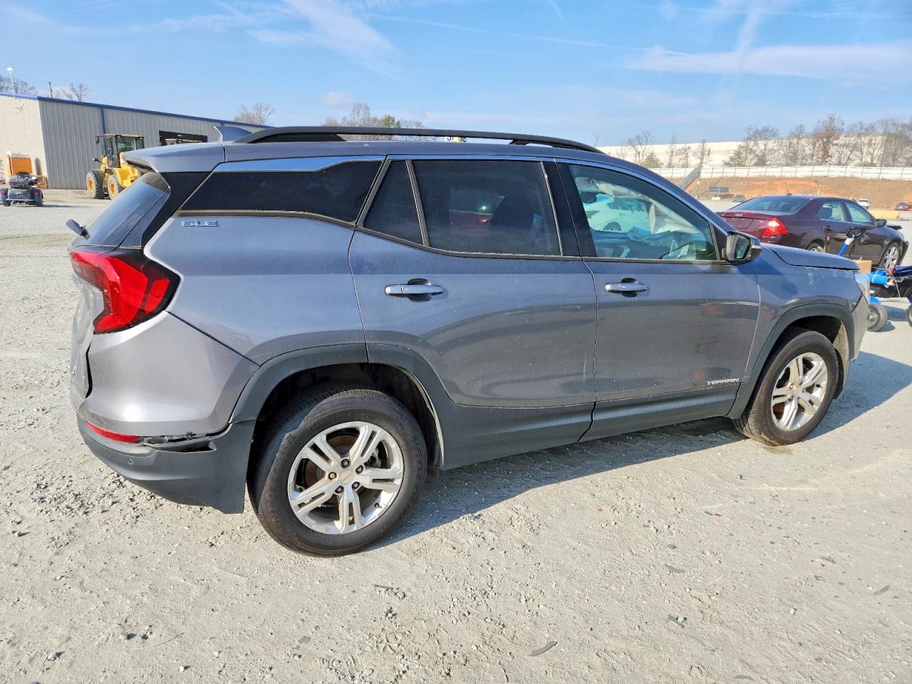 2018 GMC TERRAIN SLE photo 5
