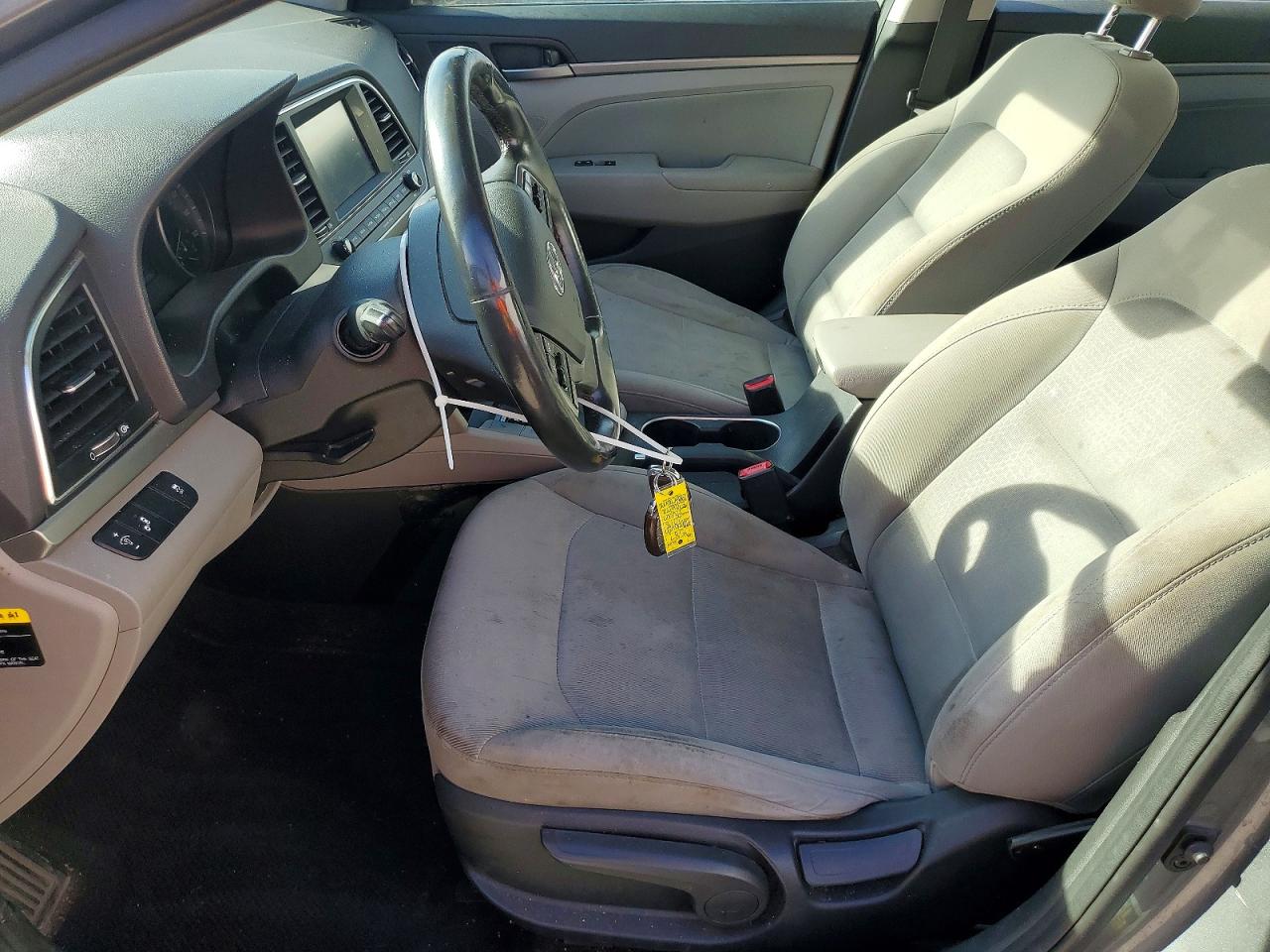 2018 HYUNDAI ELANTRA SEL photo 7