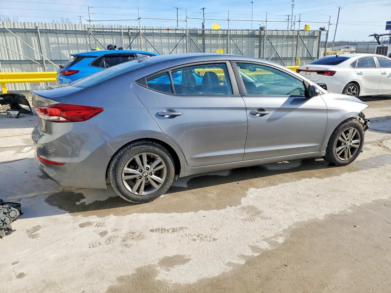 2018 HYUNDAI ELANTRA SEL photo 3