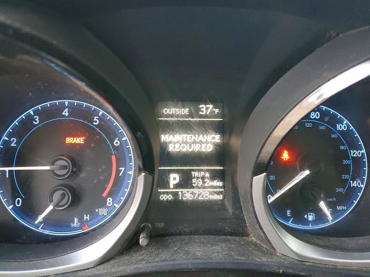 2015 TOYOTA COROLLA L photo 25