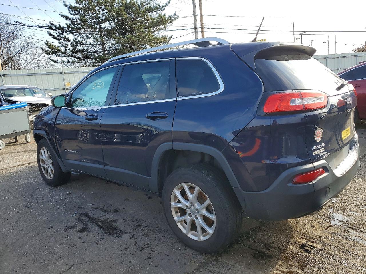 2014 JEEP CHEROKEE LATITUDE photo 2