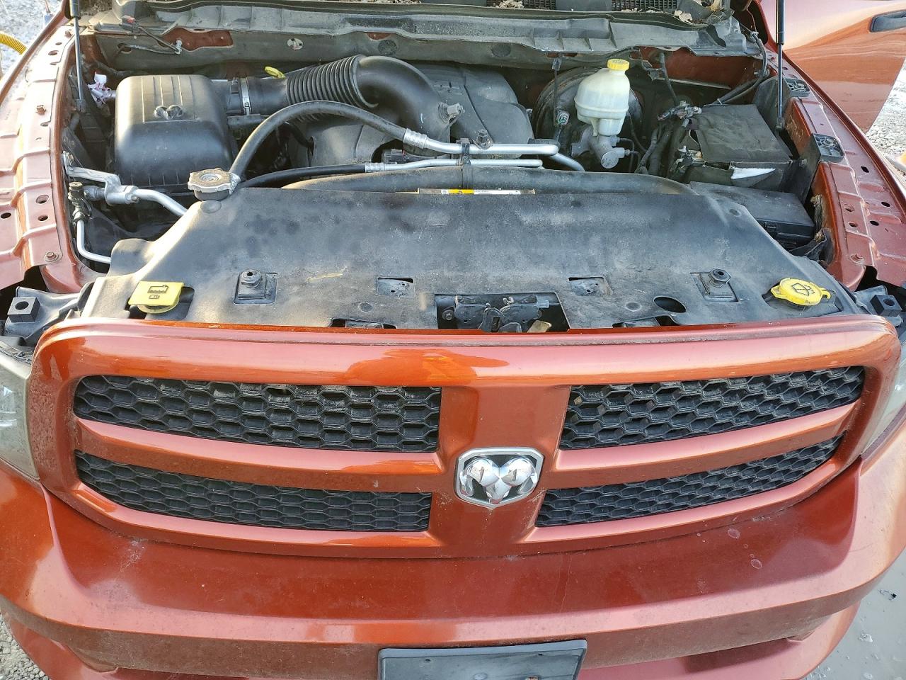 2013 RAM 1500 ST photo 11