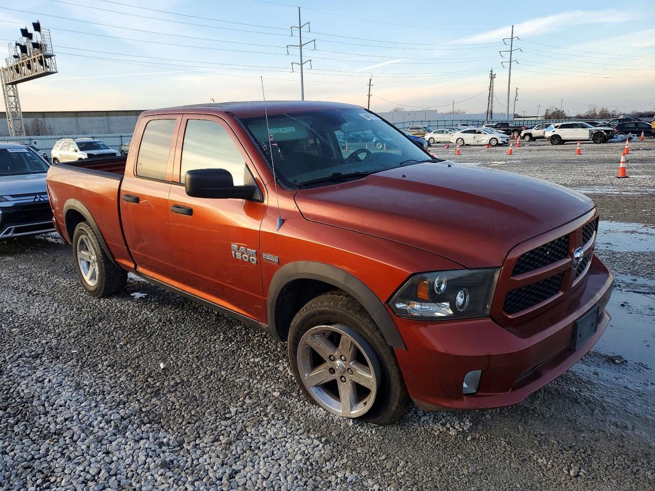 2013 RAM 1500 ST photo 4