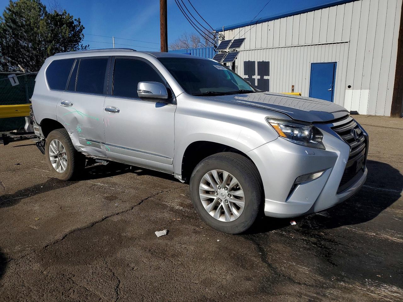 2016 LEXUS GX 460 photo 4