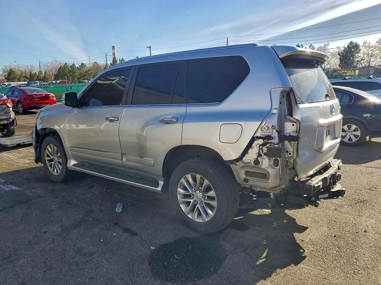 2016 LEXUS GX 460 photo 2