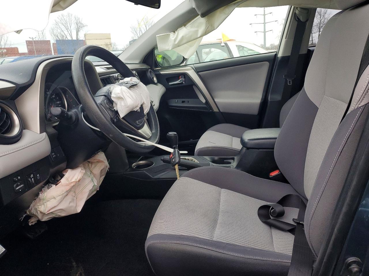 2014 TOYOTA RAV4 XLE photo 7