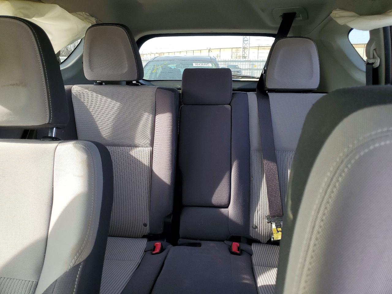 2014 TOYOTA RAV4 XLE photo 10