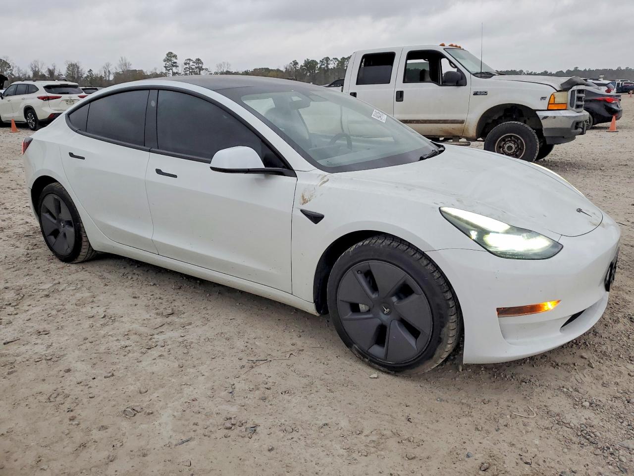 2023 TESLA MODEL 3 photo 4