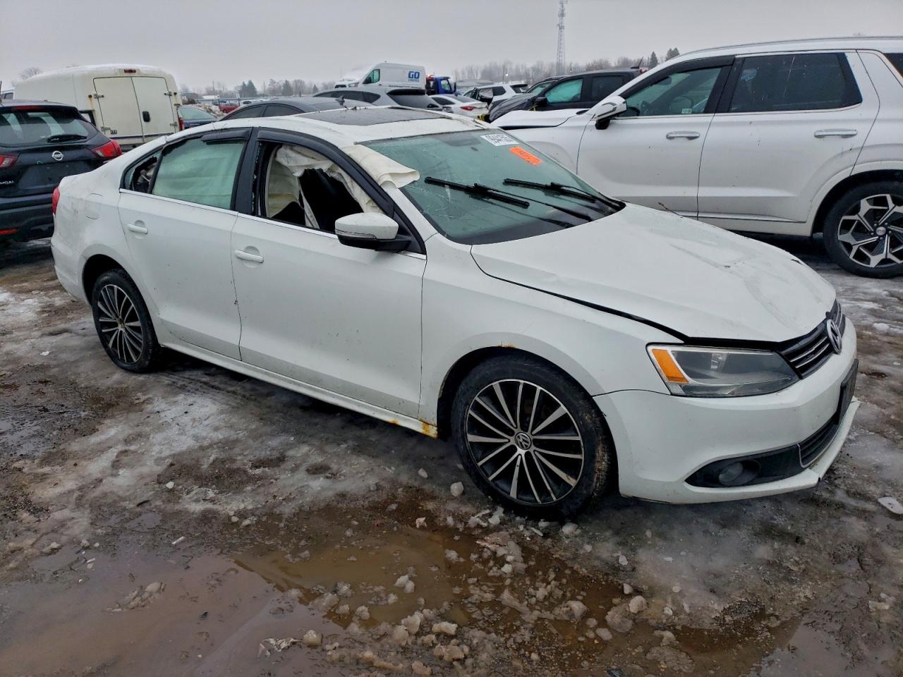 2014 VOLKSWAGEN JETTA TDI photo 4