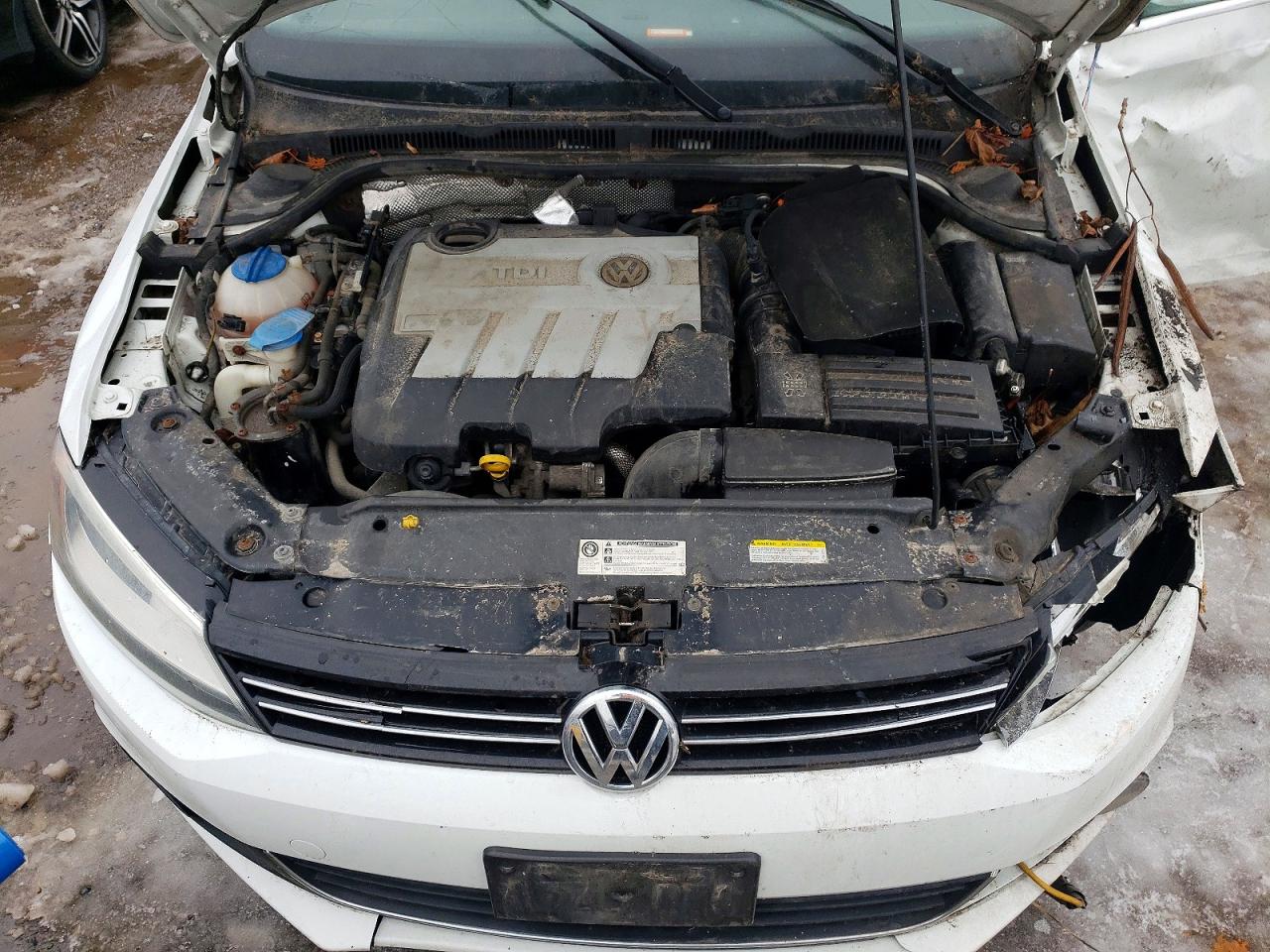 2014 VOLKSWAGEN JETTA TDI photo 11