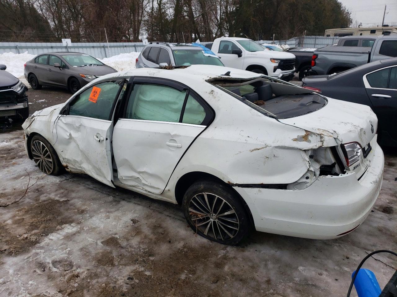 2014 VOLKSWAGEN JETTA TDI photo 2
