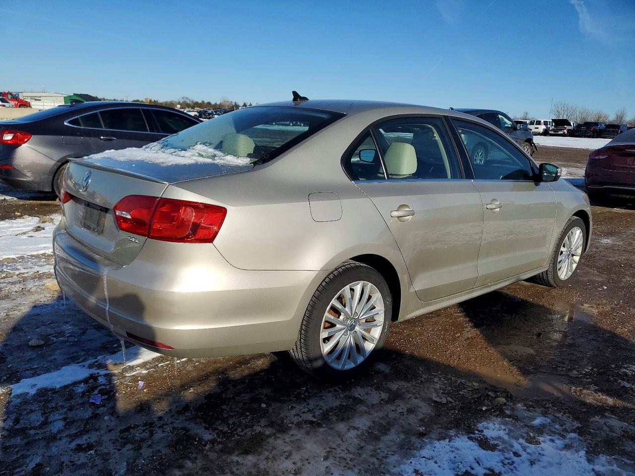 2014 VOLKSWAGEN JETTA SEL photo 3