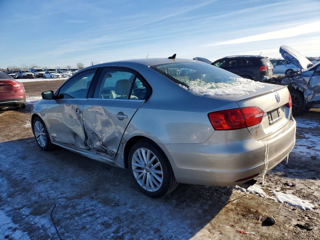 2014 VOLKSWAGEN JETTA SEL photo 2