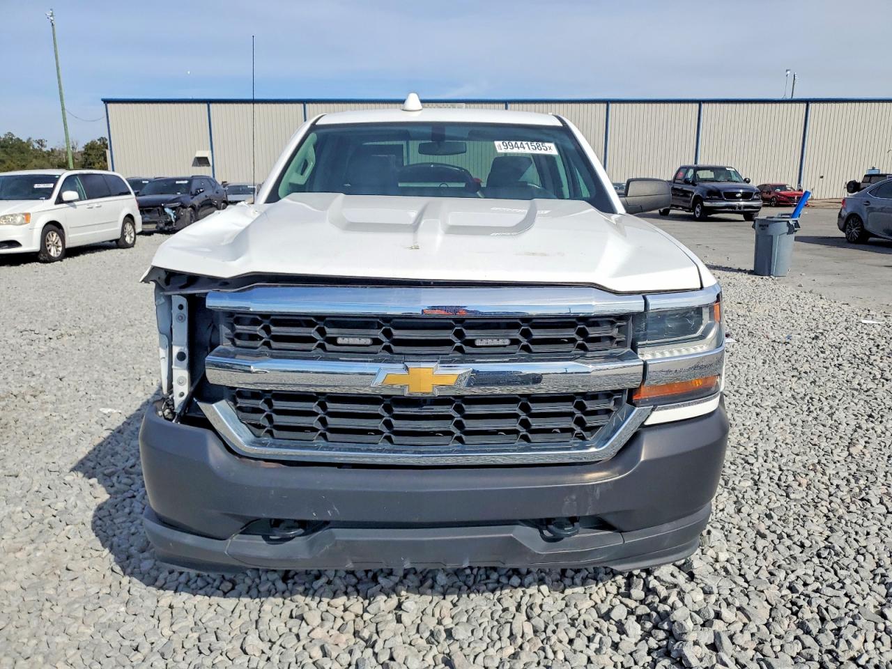 2017 CHEVROLET SILVERADO K1500 photo 5