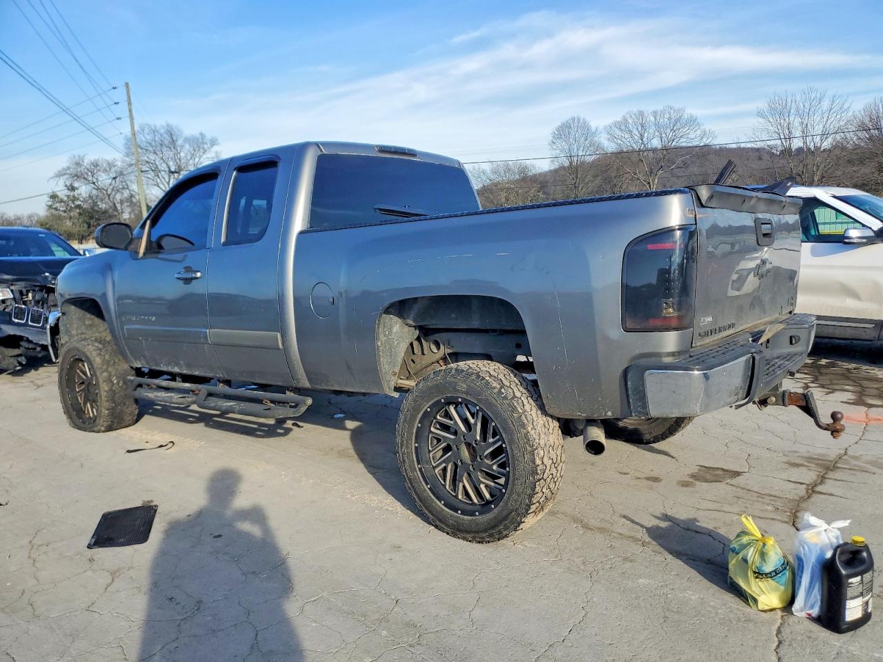 2007 CHEVROLET SILVERADO K1500 photo 2