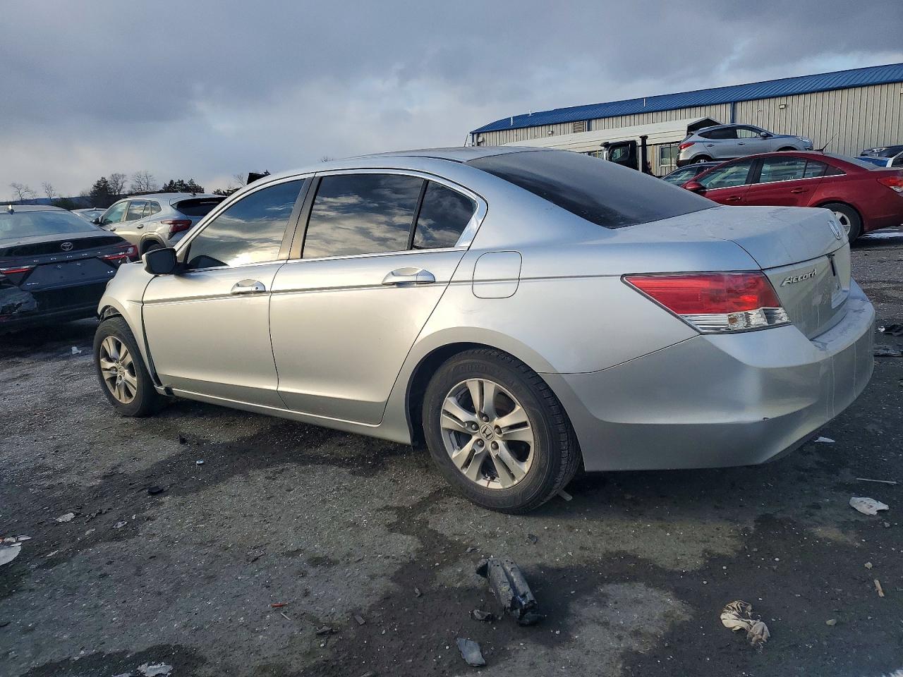 2010 HONDA ACCORD LXP photo 2