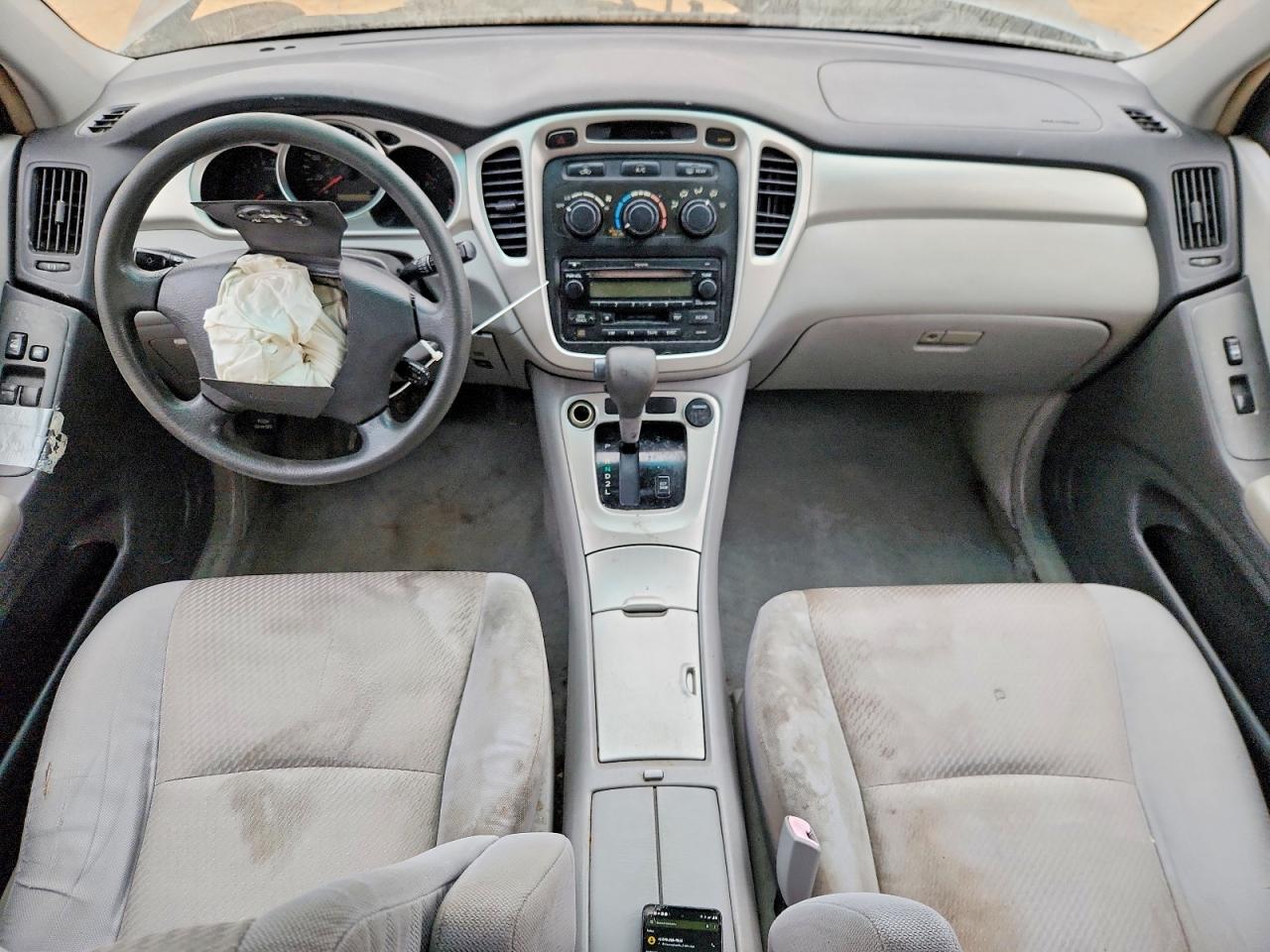 2005 TOYOTA HIGHLANDER photo 8