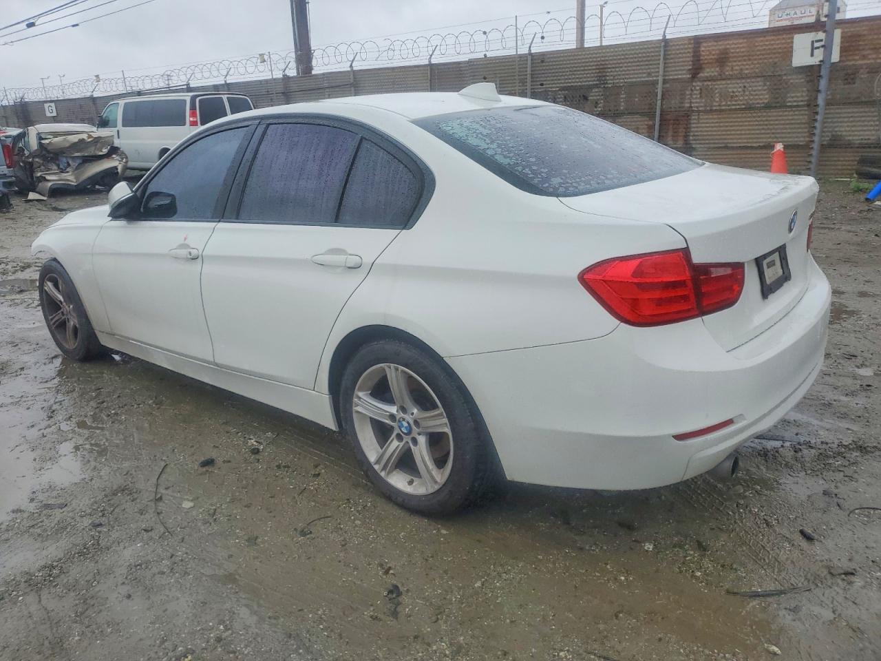 2014 BMW 320 I photo 2