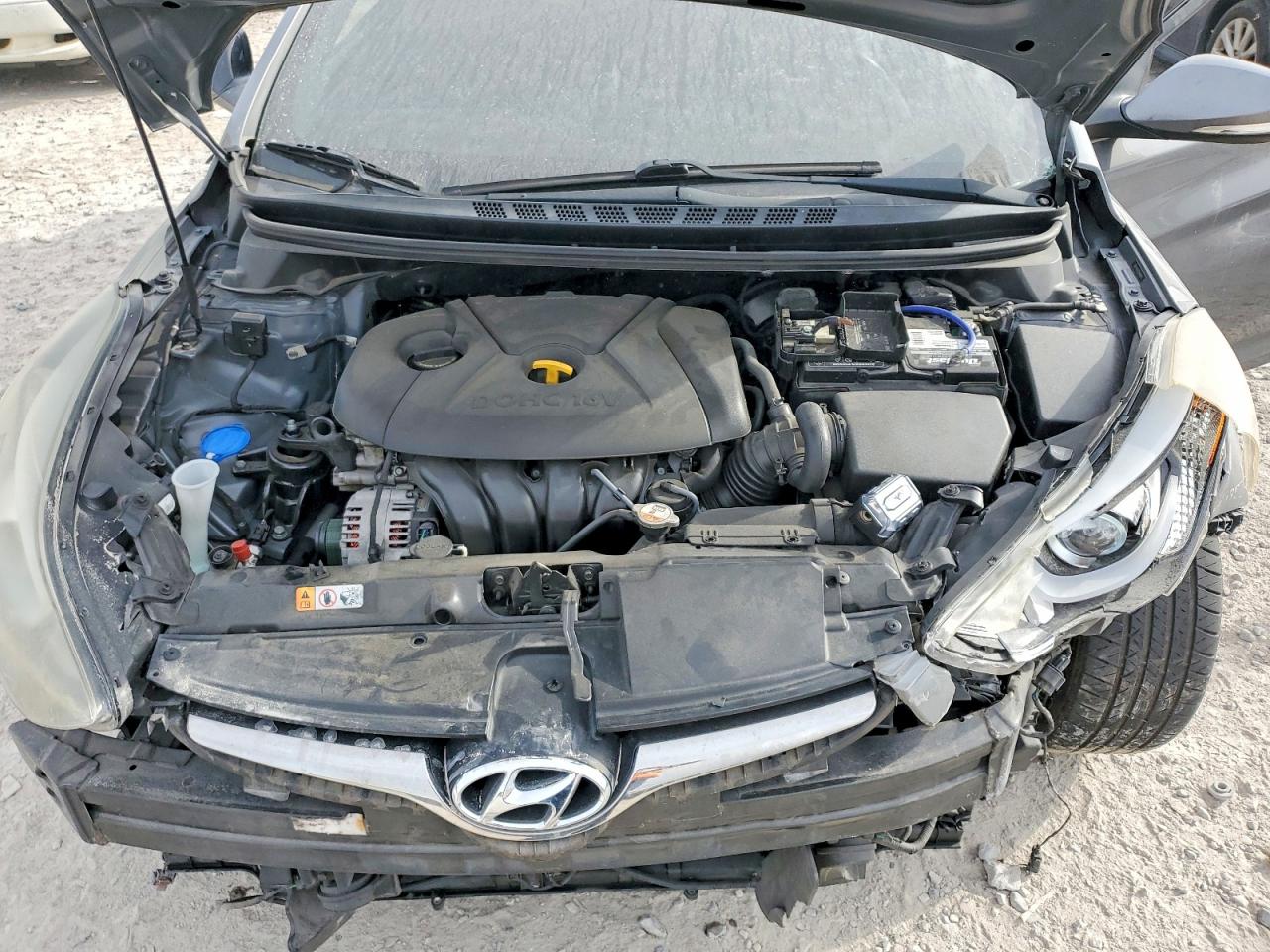 2014 HYUNDAI ELANTRA SE photo 11