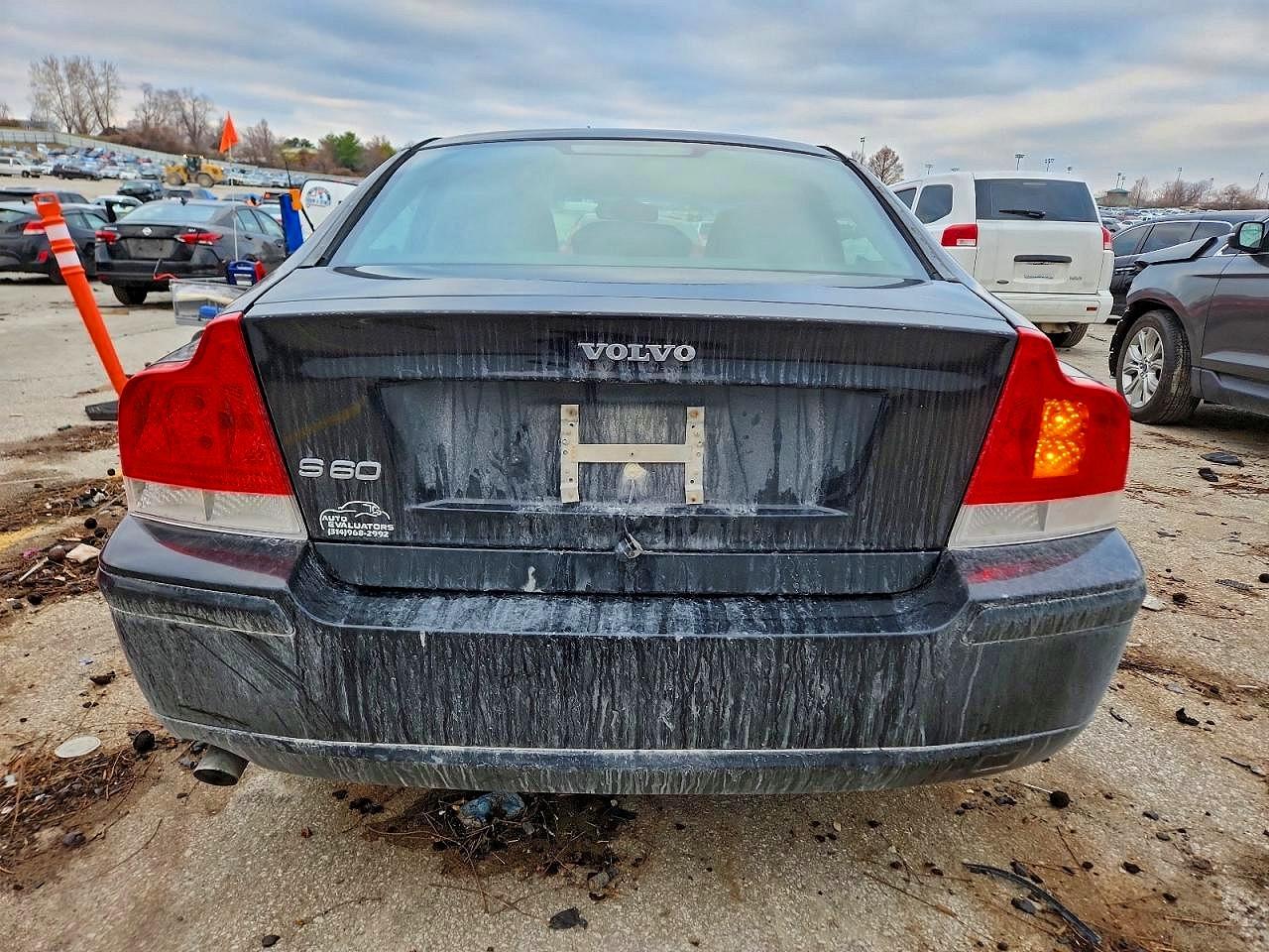 2005 VOLVO S60 photo 6