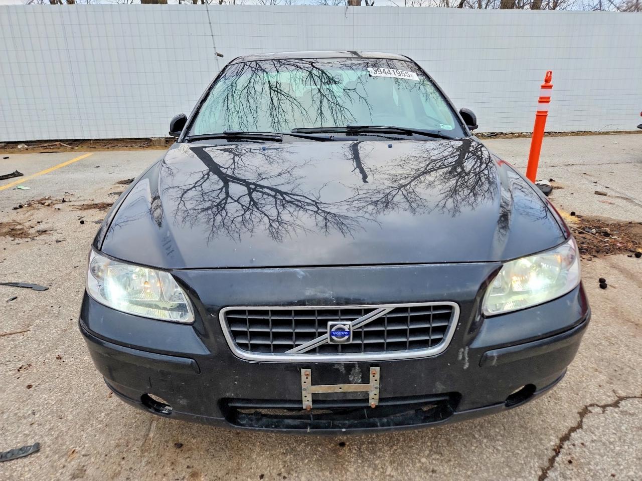 2005 VOLVO S60 photo 5