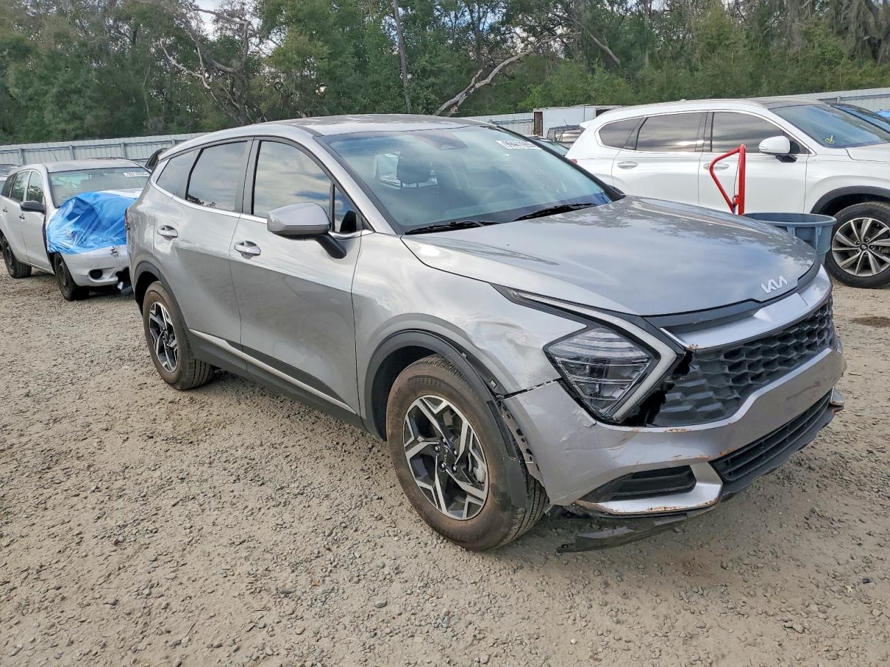 2025 KIA SPORTAGE LX photo 7
