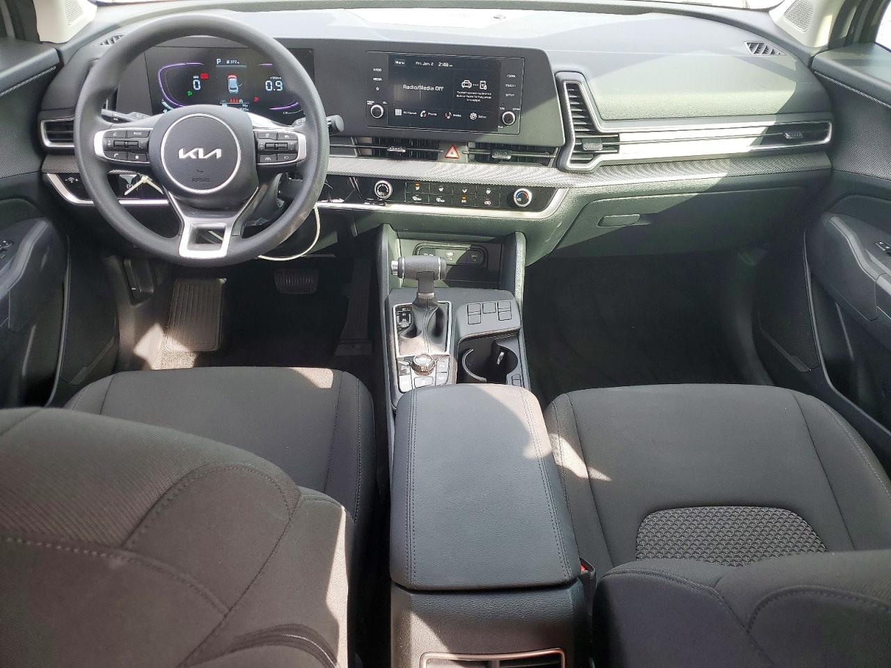 2025 KIA SPORTAGE LX photo 15