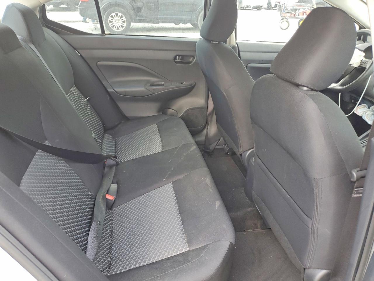 2024 NISSAN VERSA S photo 9