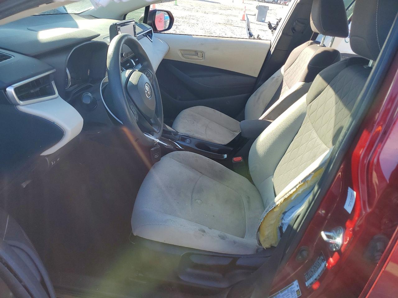 2022 TOYOTA COROLLA LE photo 13