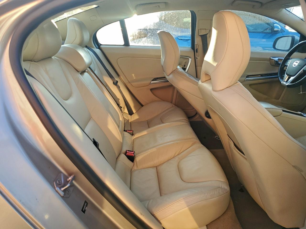 2014 VOLVO S60 T5 photo 10