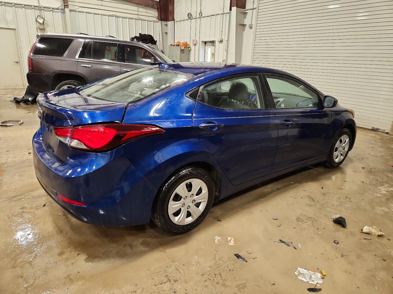 2016 HYUNDAI ELANTRA SE photo 3