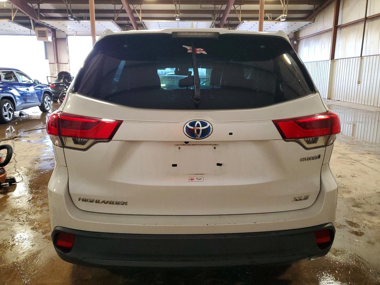 2018 TOYOTA HIGHLANDER HYBRID photo 6