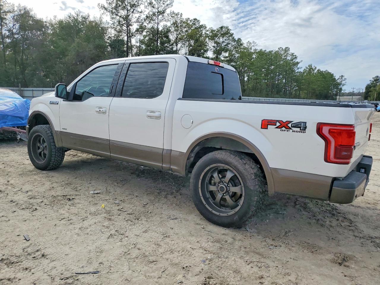 2015 FORD F150 SUPERCREW photo 3