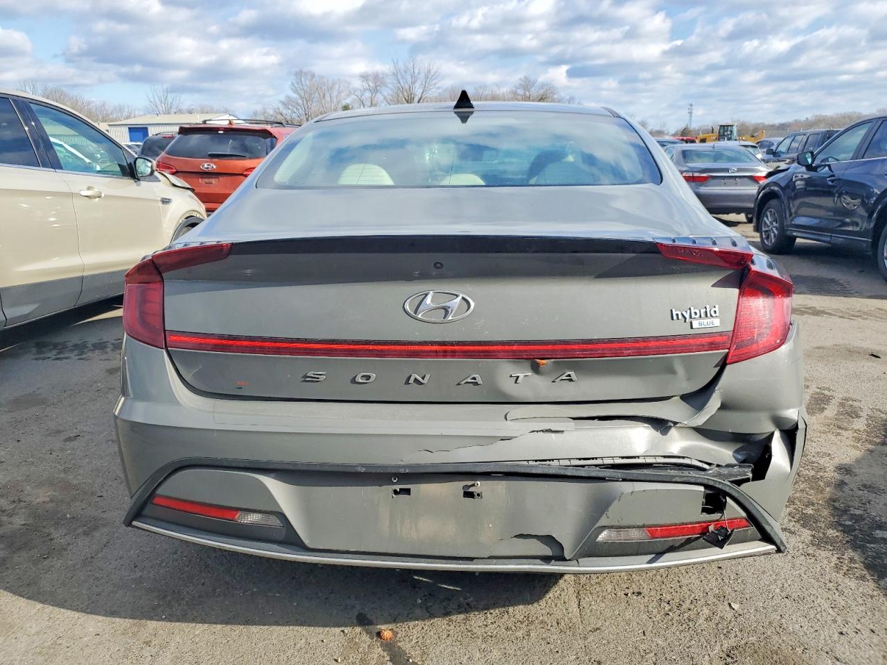 2020 HYUNDAI SONATA HYBRID photo 6