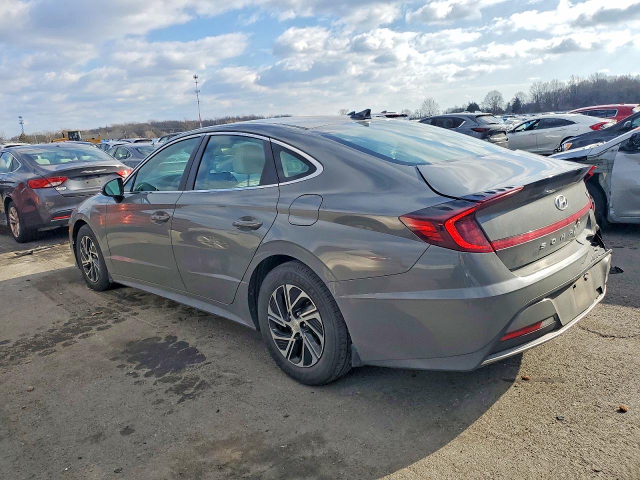 2020 HYUNDAI SONATA HYBRID photo 2