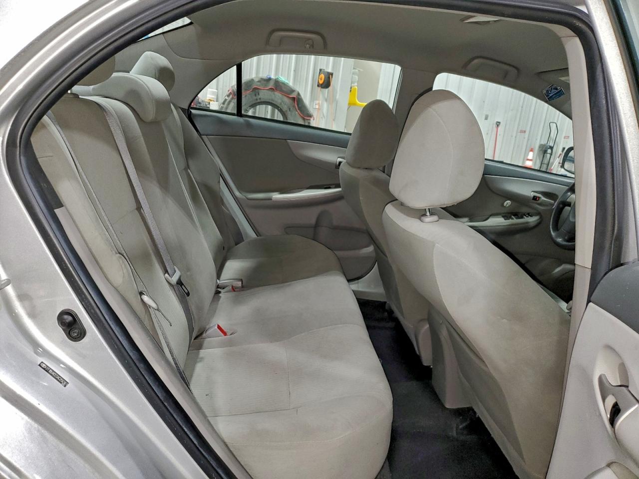 2010 TOYOTA COROLLA BASE photo 10