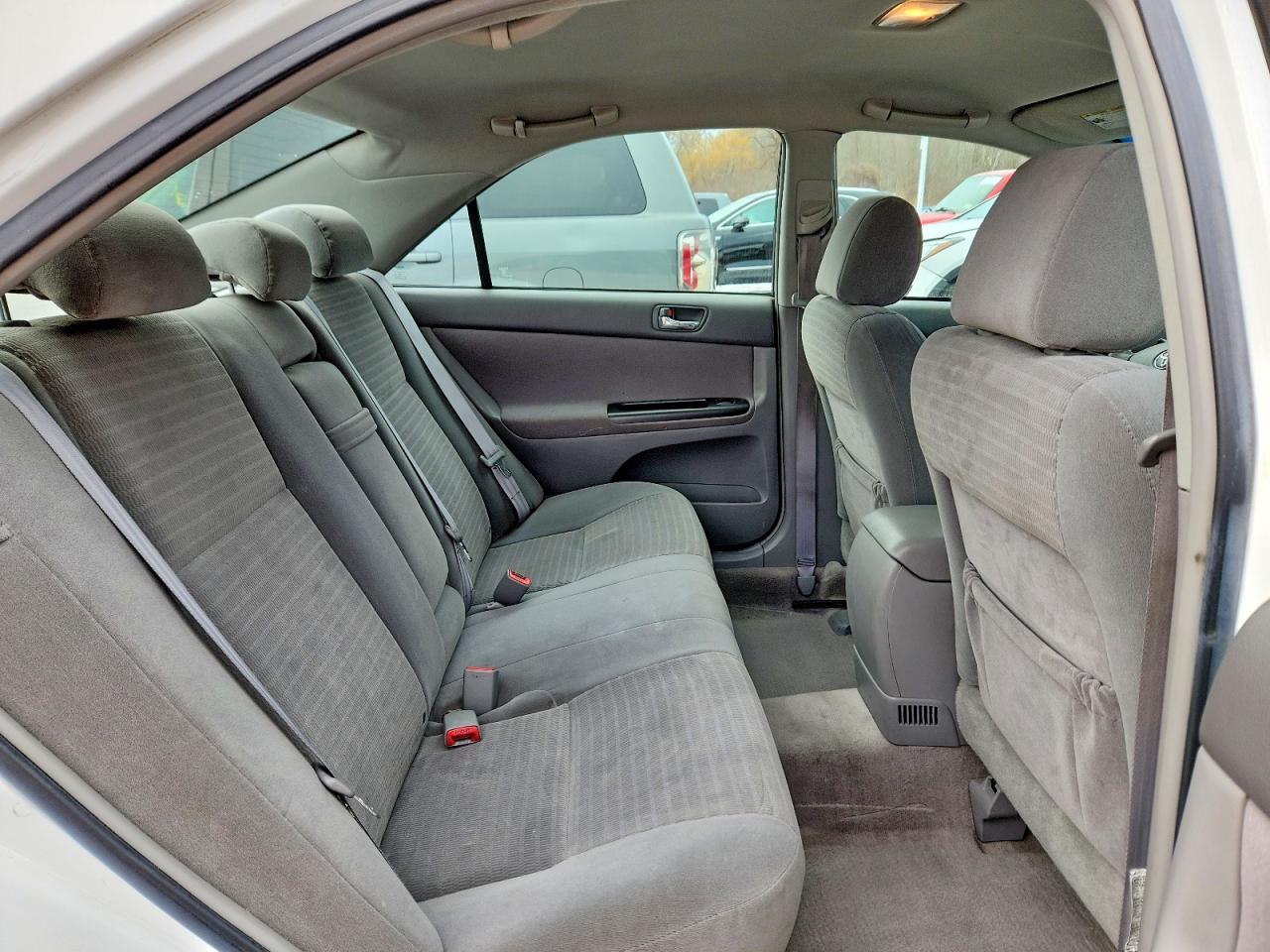 2005 TOYOTA CAMRY LE photo 10