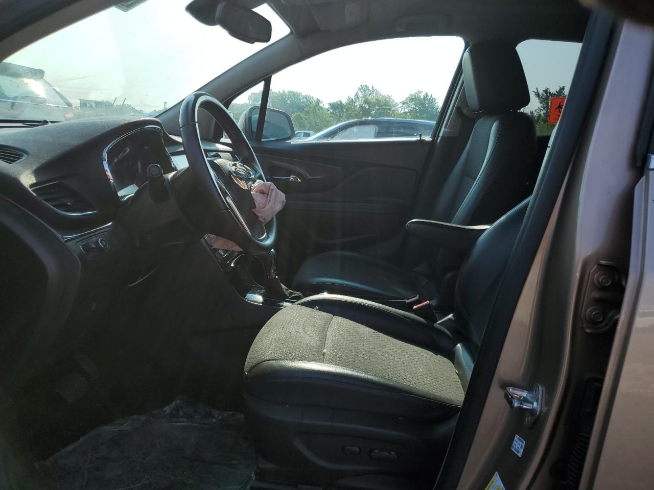 2018 BUICK ENCORE PREFERRED photo 13