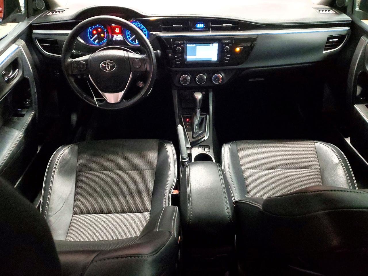 2016 TOYOTA COROLLA L photo 8