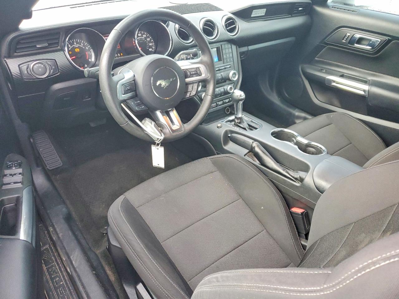 2015 FORD MUSTANG photo 8